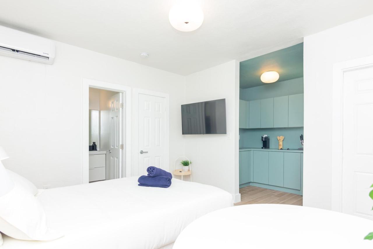 Newly Renovated Stylish Studio In El Portal #2 Miami Luaran gambar